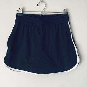 NWT Outdoor Voices Small Black LightSpeed 3" Pace Skort